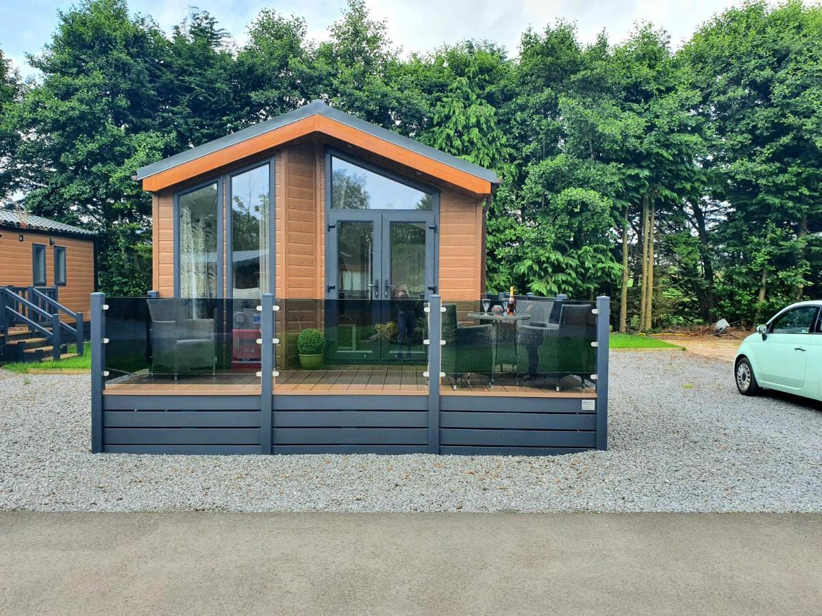 Grand Eagles Luxury Lodge, Auchterarder Perth Eksteriør bilde