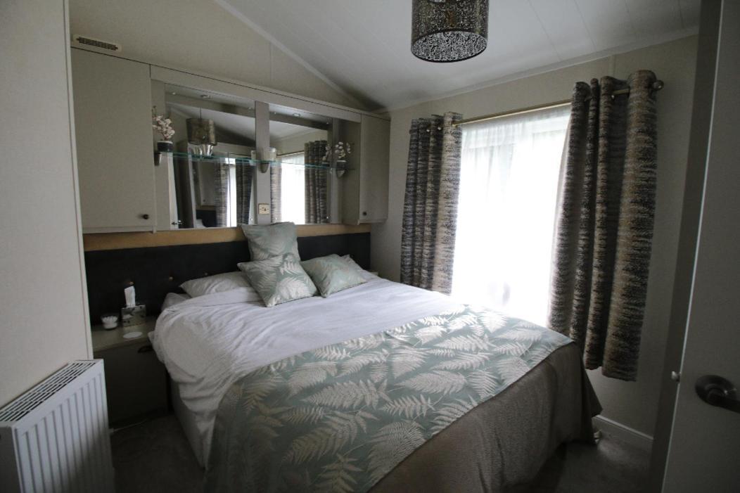 Grand Eagles Luxury Lodge, Auchterarder Perth Eksteriør bilde